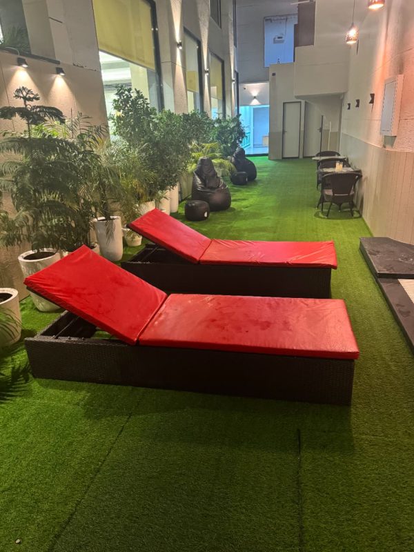 elinor pool side lawn-1